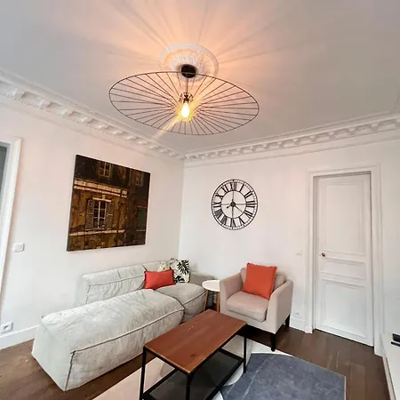 Real Parisian With 2 Bedrooms And Ac Appartamento