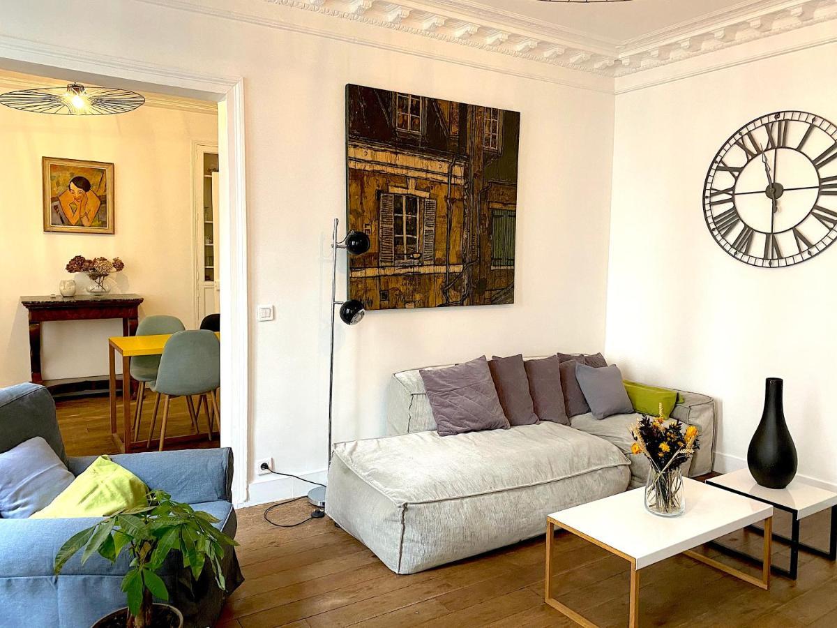 Real Parisian With 2 Bedrooms And Ac