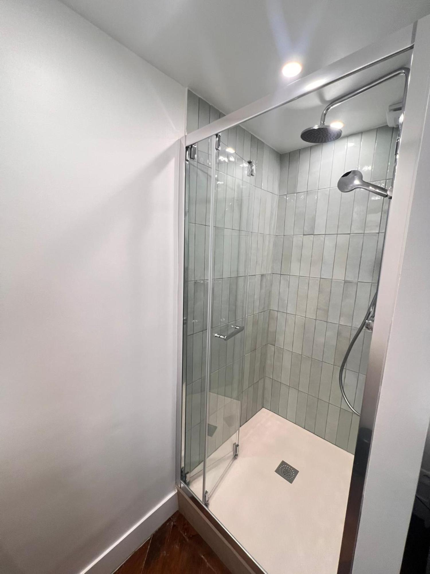 Real Parisian With 2 Bedrooms And Ac Apartment *